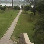 شقه مفروشه للايجار كمبوند أبراج الخليج