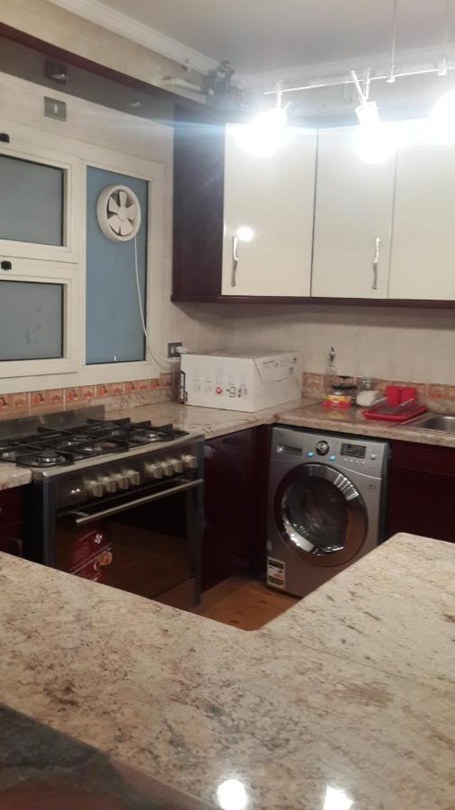 شقه مفروشه للايجار كمبوند أبراج الخليج Apartment