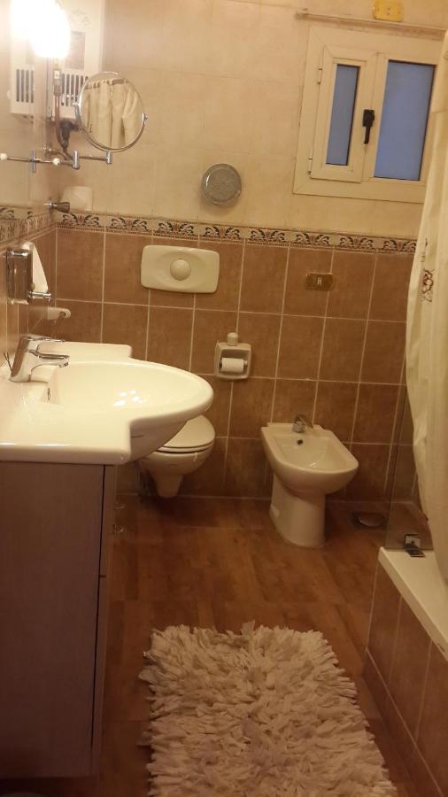 شقه مفروشه للايجار كمبوند أبراج الخليج Apartment *